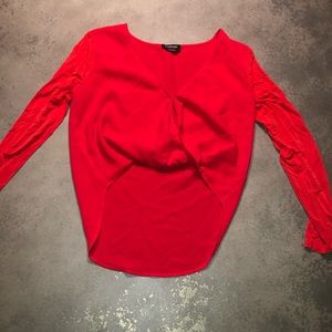 Red crop long sleeve shirt